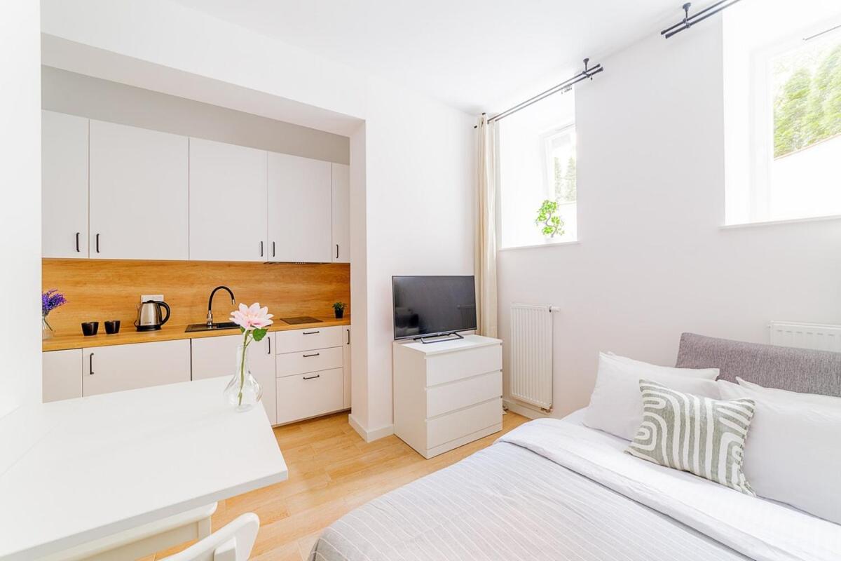 Apartment Jasna I Funkcjonalna Kawalerka - Centrum