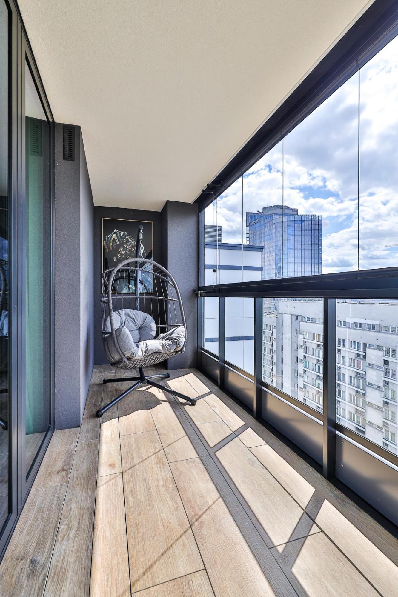 Prestige Skyview * Warsaw