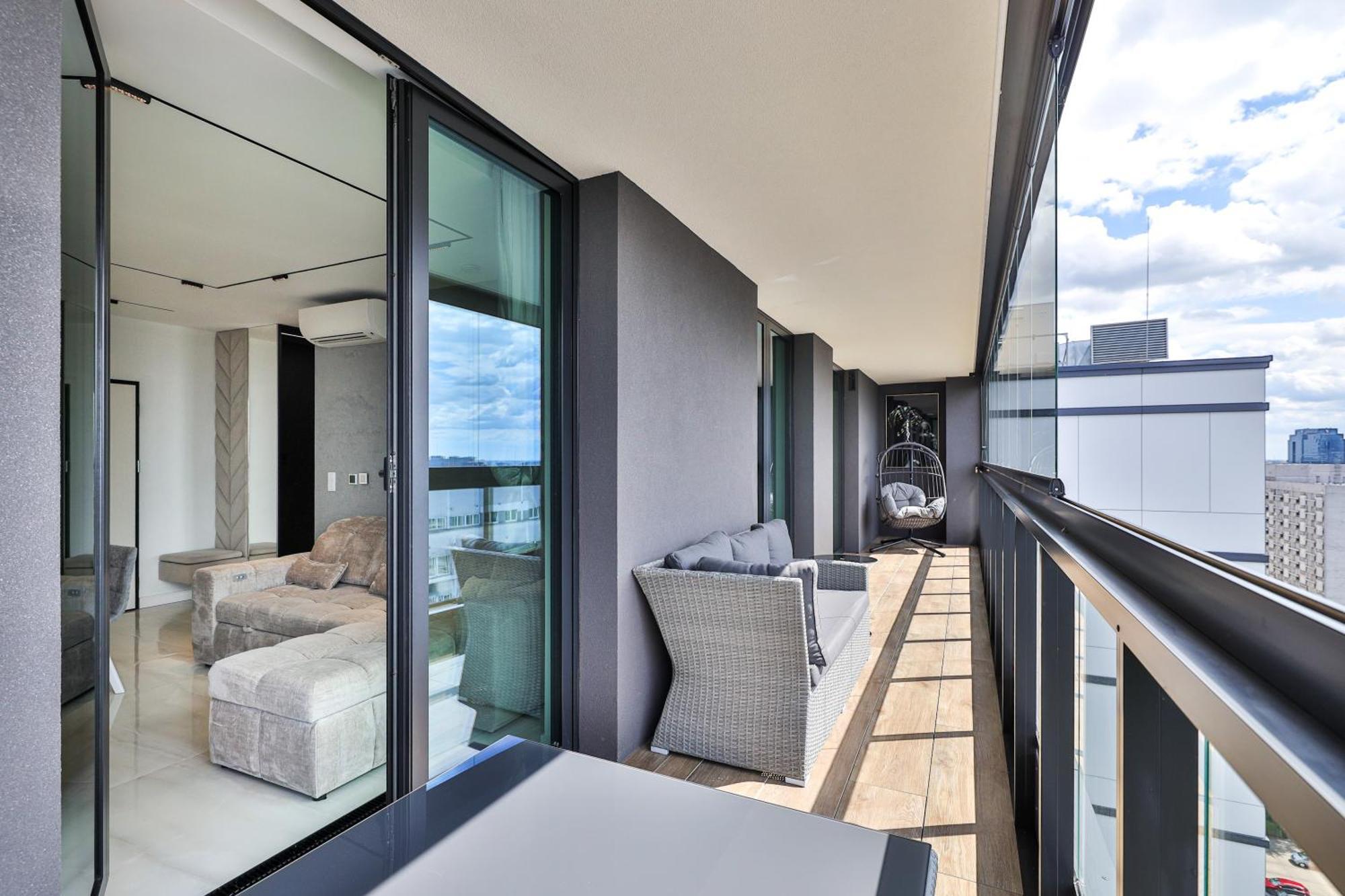 Prestige Skyview Warsaw