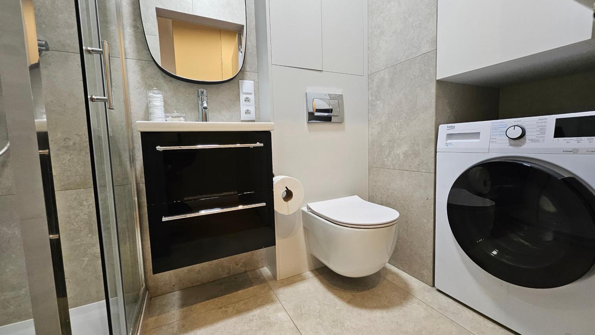 Vipwarsawapartments Sapphire Mennica Apartment *