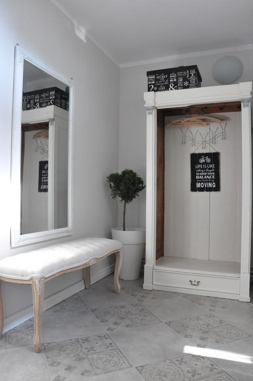 Căn hộ Be Well 3-rooms With Parking And Garden Warsaw