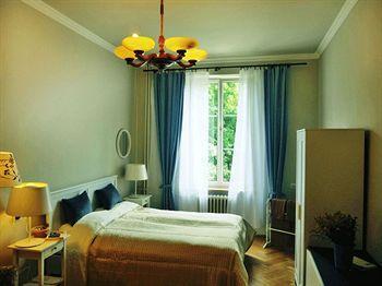 Nowolipki 3* Warsaw