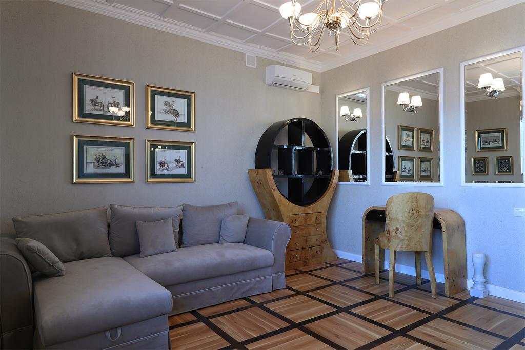 Maison De Luxe Warsaw