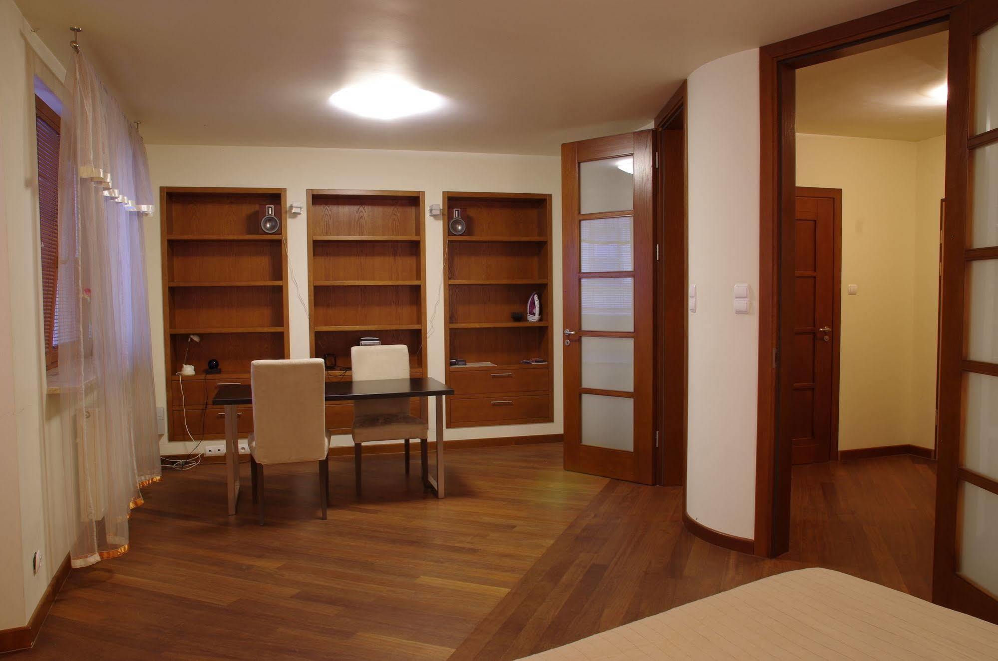 Apartment Szucha Warsaw