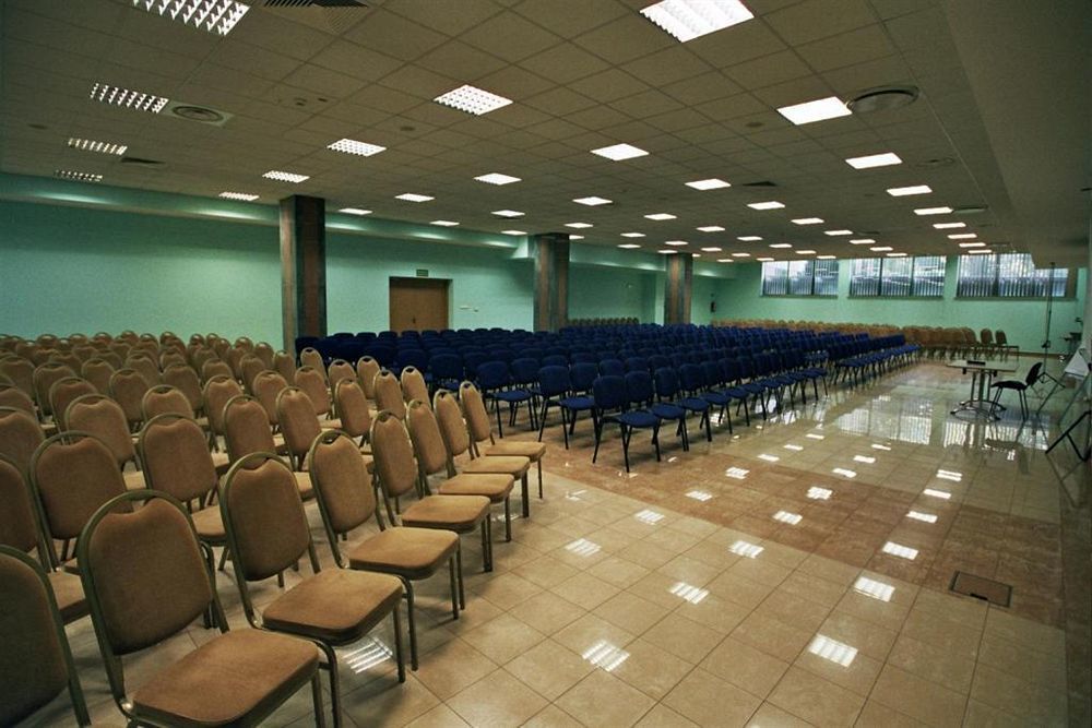Sangate Airport Hotel