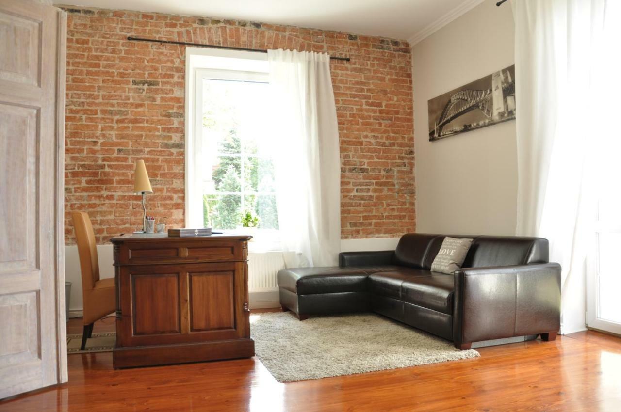 Căn hộ Be Well 3-rooms With Parking And Garden Warsaw