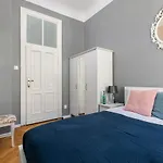 Rent Like Home - Aleje Ujazdowskie 18
