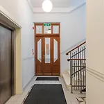 Rent Like Home - Targowa 21
