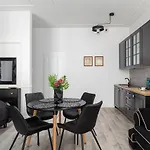 Rent Like Home - Targowa 21