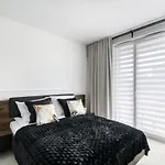 Good Time Apartment