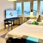 Super Apartament Palace 2X Metro Fast Wifi 500 Mbs Netflix Appletv Smarttv Panorama Miasta