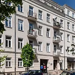 Shortstaypoland Wilcza