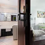 Shortstaypoland Dickensa