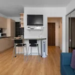 Warsaw Central Apartment Zlota