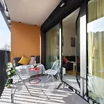 Superapart Rydygiera, Pet-Friendly With Patio & Self Check-In