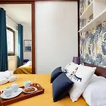Spacious Suite With A Hammock And Terrace By Renters Prestige