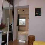 City Center- Large Apartment With National Musee View