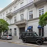Lux Golden Apartment Praga Kepna By Renters Prestige