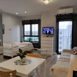 Sweet Apartment Vis-A-Vis Medicover And Paley Institute