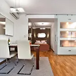 Nowy Swiat 55 by P&O Serviced Apartments