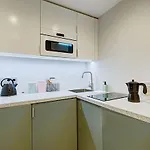Lobby 55 - Ac And Smart Tv