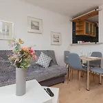 City View Apartment Marszałkowska by Renters