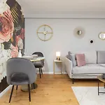 City Center Apartment Near The Vistula By Noclegi Renters