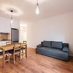 Saska Kępa Bright Apartament