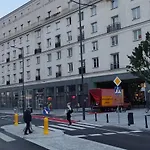 Be My Guest - Krucza Elegant Apartment - Rondo De Gaulle\'A Center Of Warsaw Metro Wi-Fi Breakfast