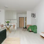 Cozy Studio Zupnicza Soho Factory By Noclegi Renters