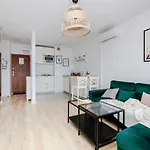 Shortstaypoland Okopowa