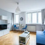 Sliska 10 Prywatne Mieszkanie 300M Od Dworca Centralnego Oraz Metra Onz Samodzielne Zameldowanie! Self Check-In System!