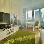 Super Apartament Green Rondo Onz Metro Nowe Wifi 300 Mb/S Aircondition Netflix Spotify