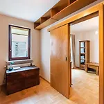 Woronicza Homey Wooden Apartment