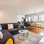 Metro Raclawicka Harmony Apartment