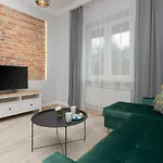 Warszawa Ochota Modern Apartment For Families By Noclegi Renters