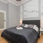 Warszawa Ochota Modern Apartment For Families By Noclegi Renters