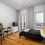 Apartament Wola Business Center Prymasa Street