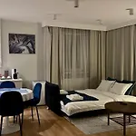 Madost Apart Mokotow 54 M2 Airport Chopin & Buisness