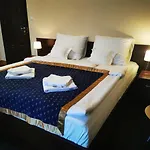 Fort Hotel