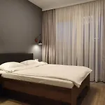 Chopin Apartments Expo