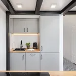 Stylowe Studio Z Antresola Warszawa