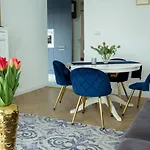 Nowy Apartment Przy Placu Szembeka