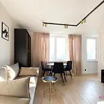 P&O Apartments Al. Stanow Zjednoczonych - Saska Kepa