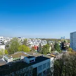 Maklakiewicza 17 - 700M Od Szpitala Mswia - 4Km Do Lotniska Chopina - Maly Balkon - Piekny Widok Na Centrum Warszawy