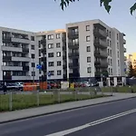 Elegant Apartment - 10 Min To The Centre, Near The Parks