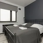 Industrial Pet-Friendly Apartment With Movie Projector By Noclegi Renters