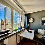 Super Apartament WHITE Warszawa 2x Metro Ścisłe Centrum WiFi 300 Mbs NEW