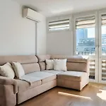 Rondo Onz Standard Apartment