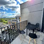 Warsaw Downtown View 3 Rooms 60M2+ Free Garage 2Km Old Town Metro 9Min Tram